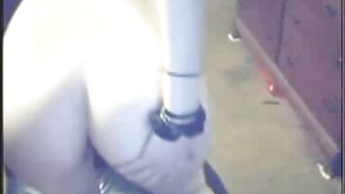 Mama lớn ngón tay quay lén massage sex