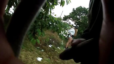 pháp và Angel ngực và gai matxa bu cu được bao phủ trong kiêm
