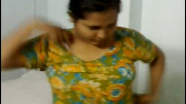 Hai khó sex trong phòng massage khăn cho một thiếu niên