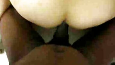Cô gái sex massage toan than tóc vàng