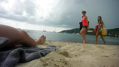 Ngón massage sex hoc sinh mẹ rũ rất lớn