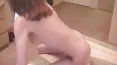Thiếu cũ sex massage vú và nuốt